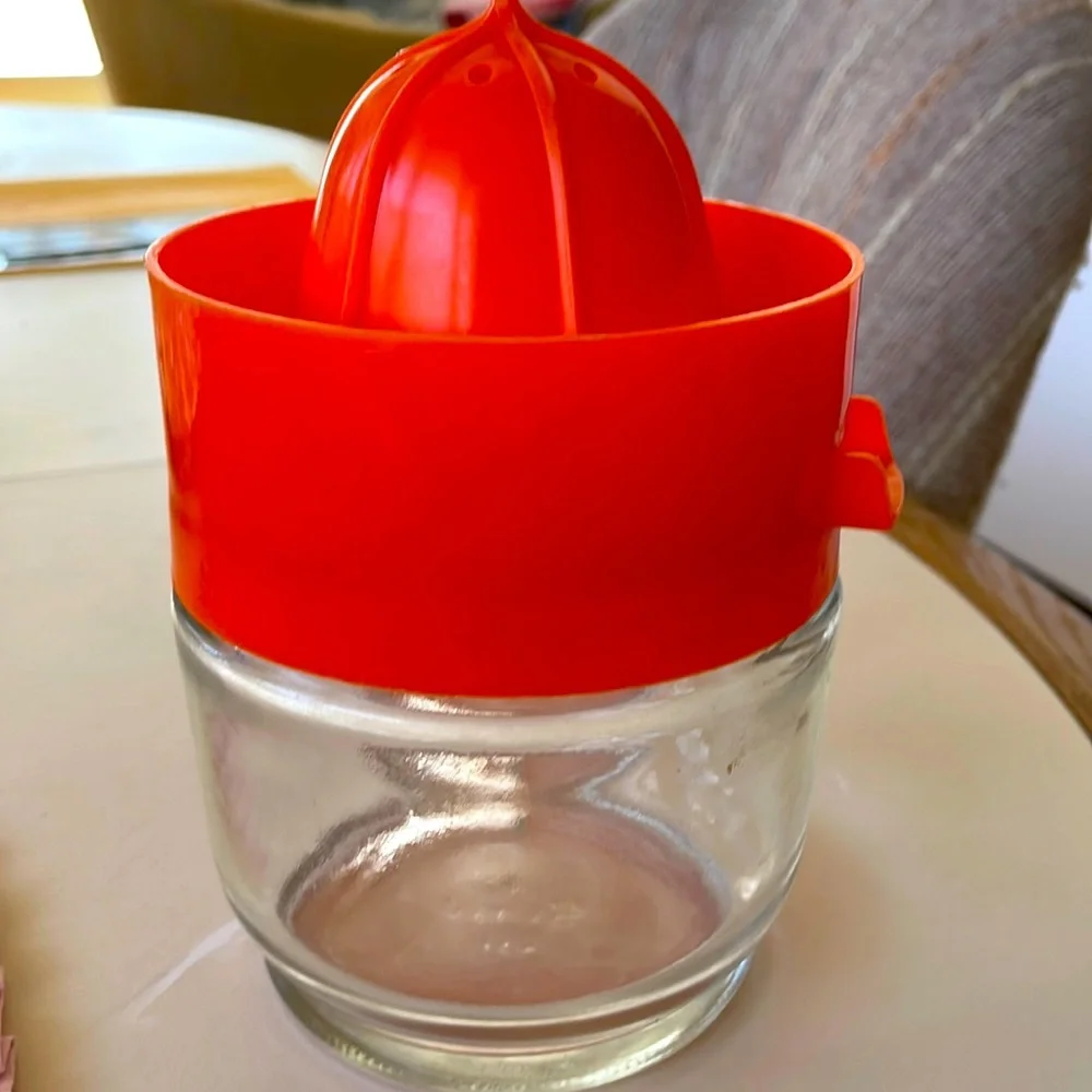 Orange juice squeezer vintage